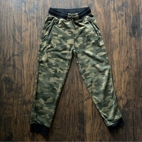 Old Navy Boys Play Lot - Picture 14 of 16